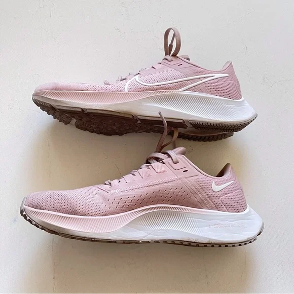 Nike Revolution Sneakers - Picture 4 of 5